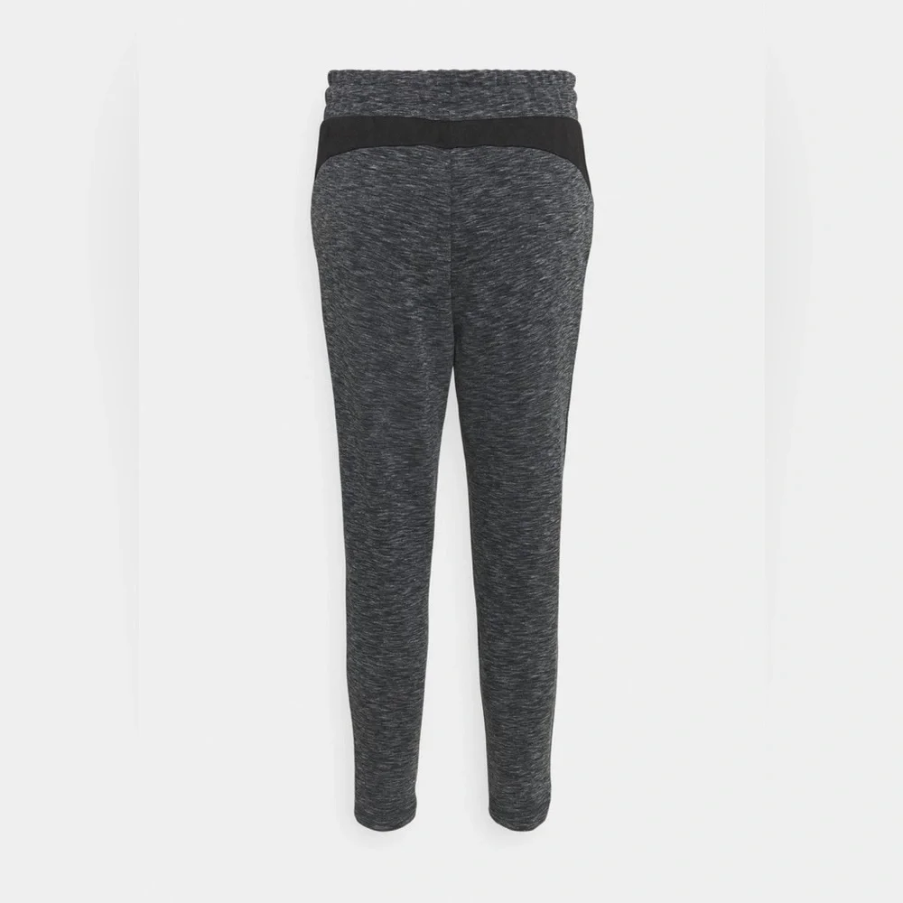 Puma Women's EVOSTRIPE joggers Pants Knitted‎ Black-Heather size large - Picture 13 of 16